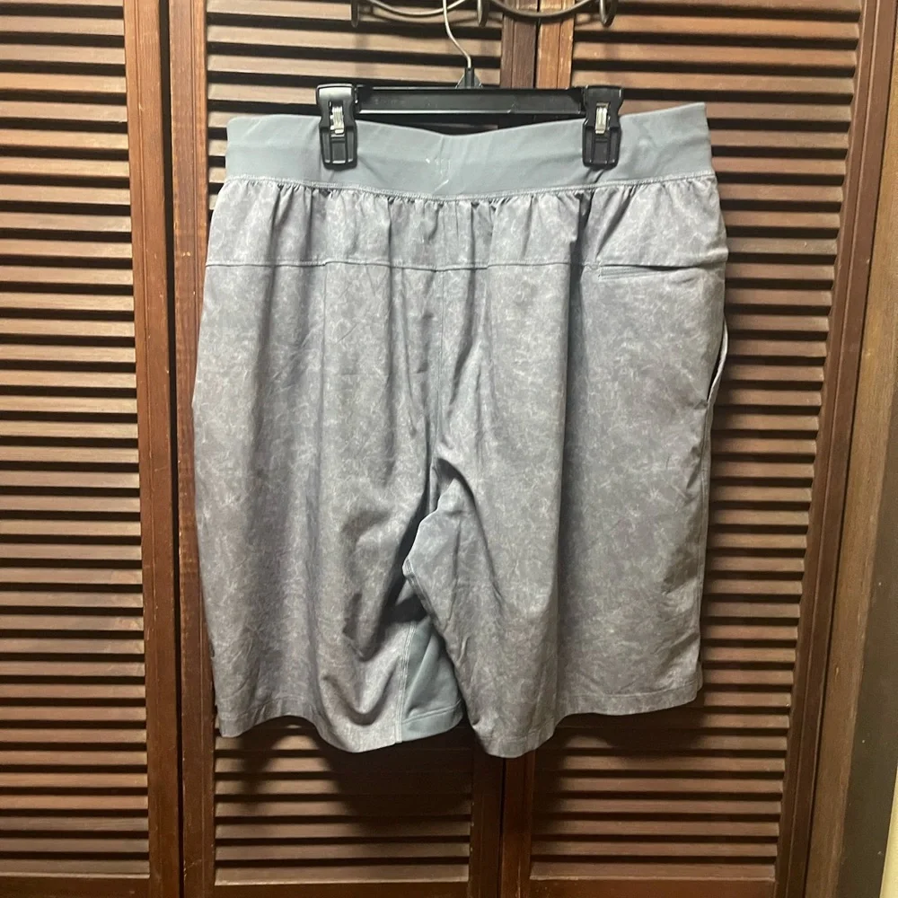 Lululemon T.H.E. Short 9